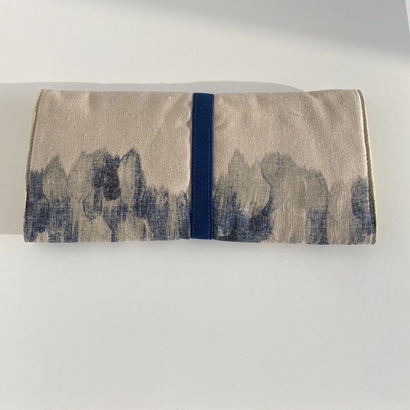 Lela Rose Clutch for Beauty.com - Picture 3 of 16